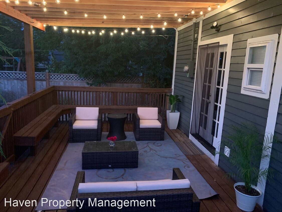 Foto principal - 4 br, 2.5 bath House - 1005 E Harrison St