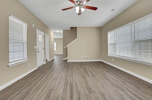 Building Photo - 4099 Robin Cir