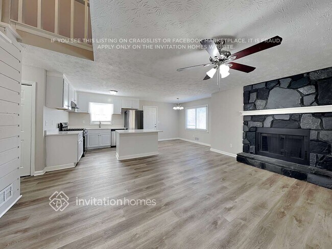 Foto del edificio - 64 Stacey Dr