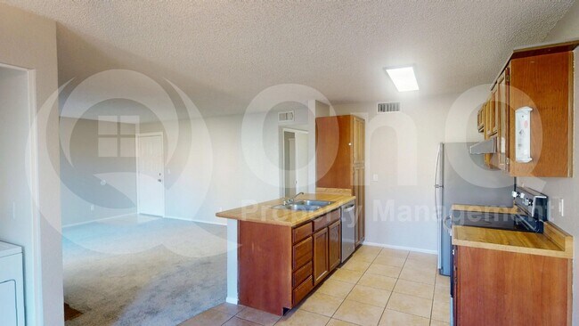 Foto del edificio - 5236 W Peoria Ave