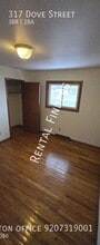 Building Photo - 317 Dove St