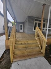 Building Photo - 207 Poplar St