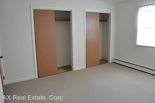 Foto del edificio - 82 Inwood Ave