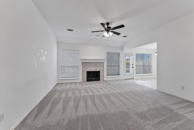 Building Photo - 134 Lynnie Penny St