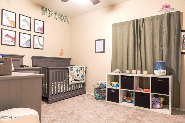 Foto del edificio - 1015 S Val Vista Dr