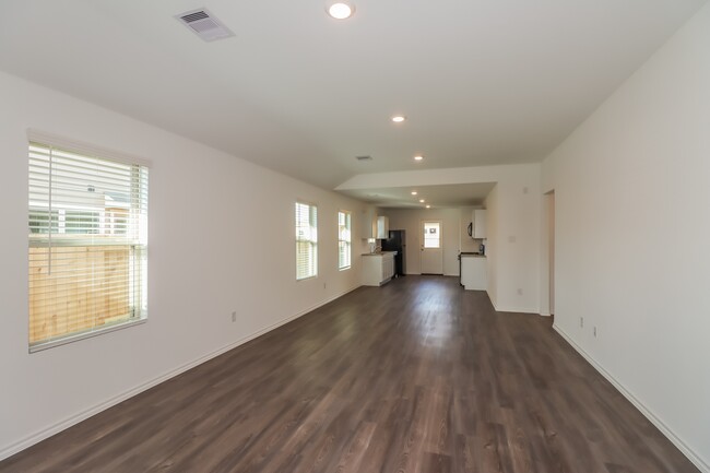Foto del edificio - 11150 N Lake Mist Ln