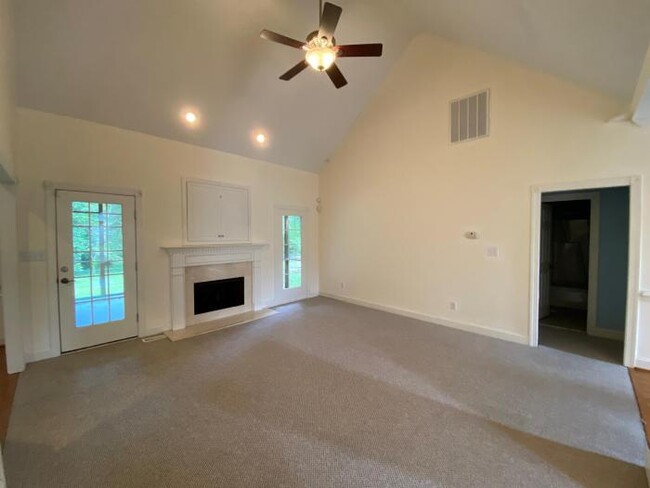 Building Photo - 3 bedroom in Goldsboro NC 27530