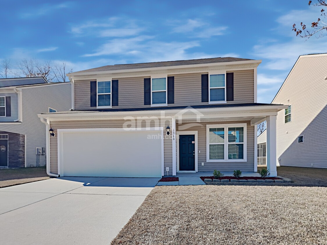 Foto principal - 1360 Hermitage Ln