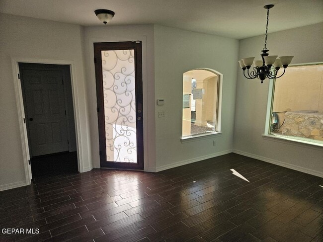 Building Photo - 13513 Lartington St