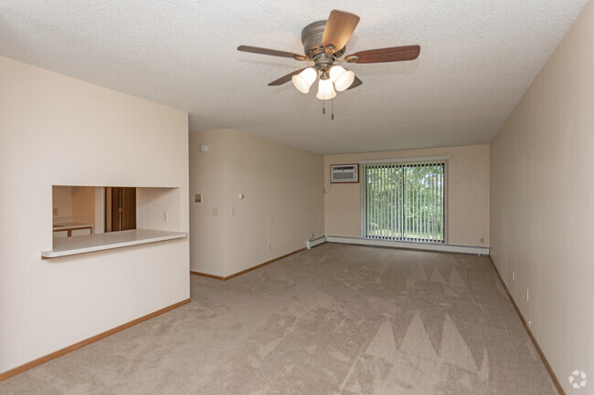 2BR, 1BA - 956 SF - Rivers Bend Apartments