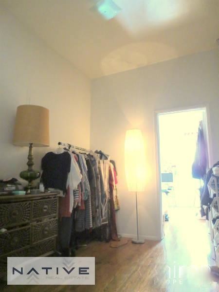 Building Photo - 147 Franklin St