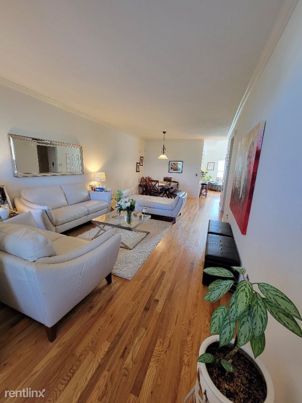 Building Photo - 3 br, 3.5 bath Townhome - 52 Clifford Circle