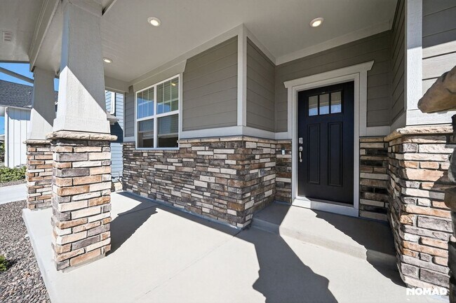 Foto del edificio - 2785 Black Hawk Pl