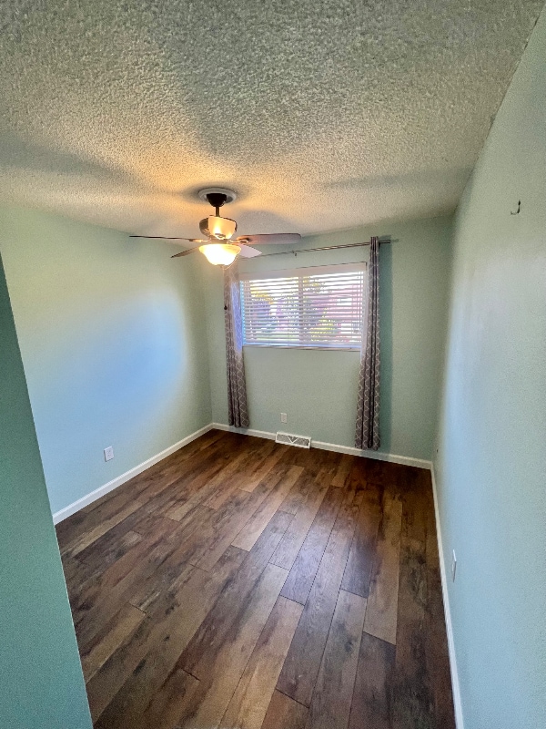 Foto del edificio - 7179 S Webster St