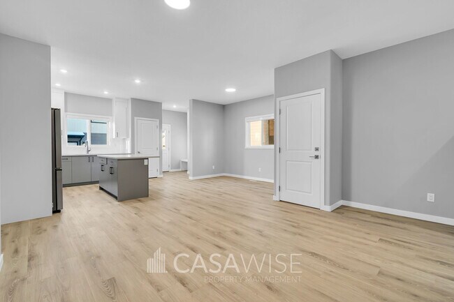 Photo du bâtiment - 10248-10157 157 St NW