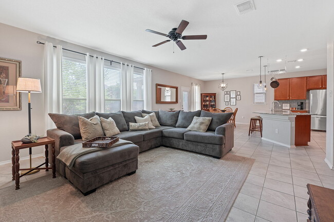 Building Photo - 476 Sheepshank Dr