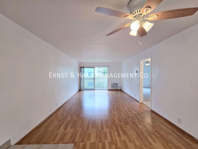 Building Photo - 3565 Linden Ave