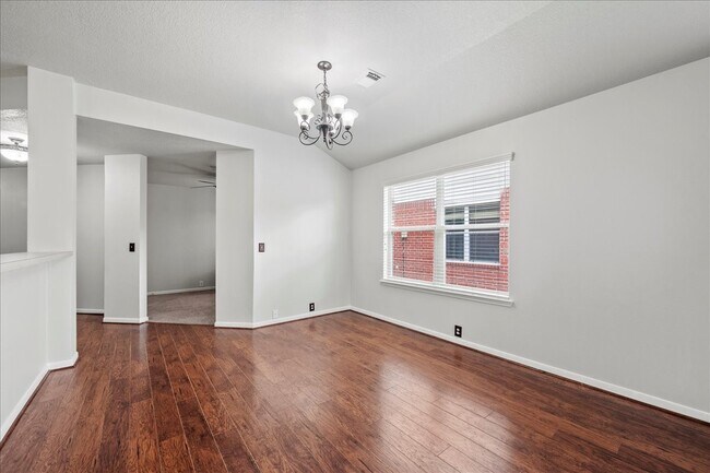Foto del edificio - 17535 Prospect Meadows Dr