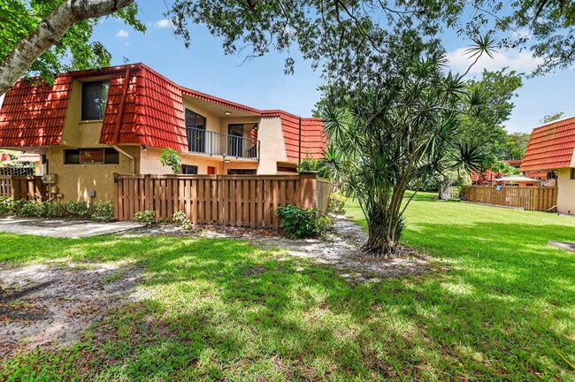 Building Photo - 8099 Severn Dr