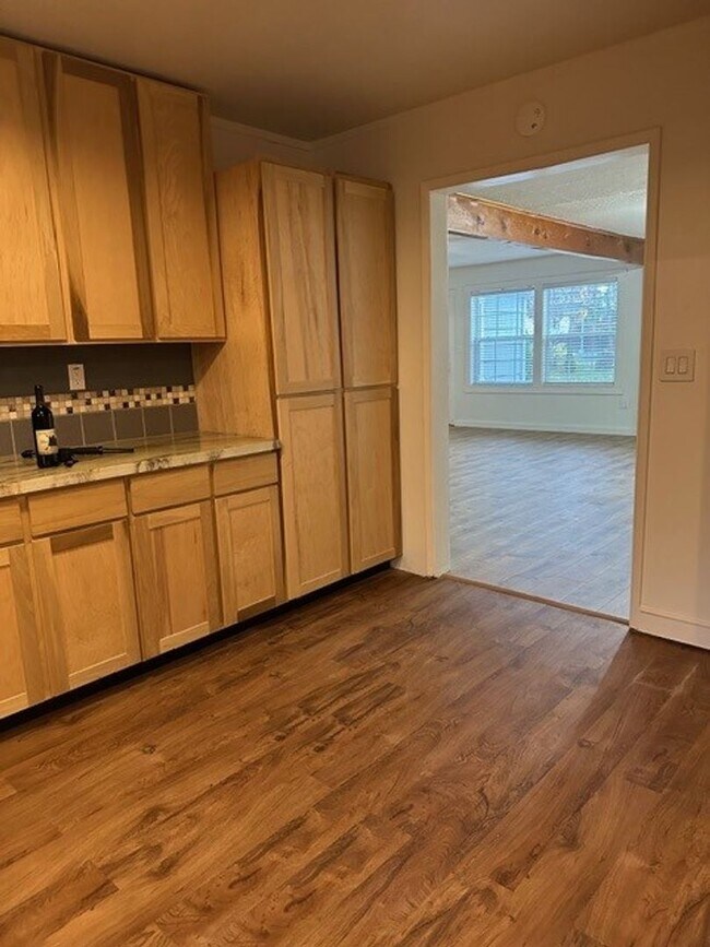 Foto del edificio - Recently renovated 4 bed, 2 bath home in Grants Pass!