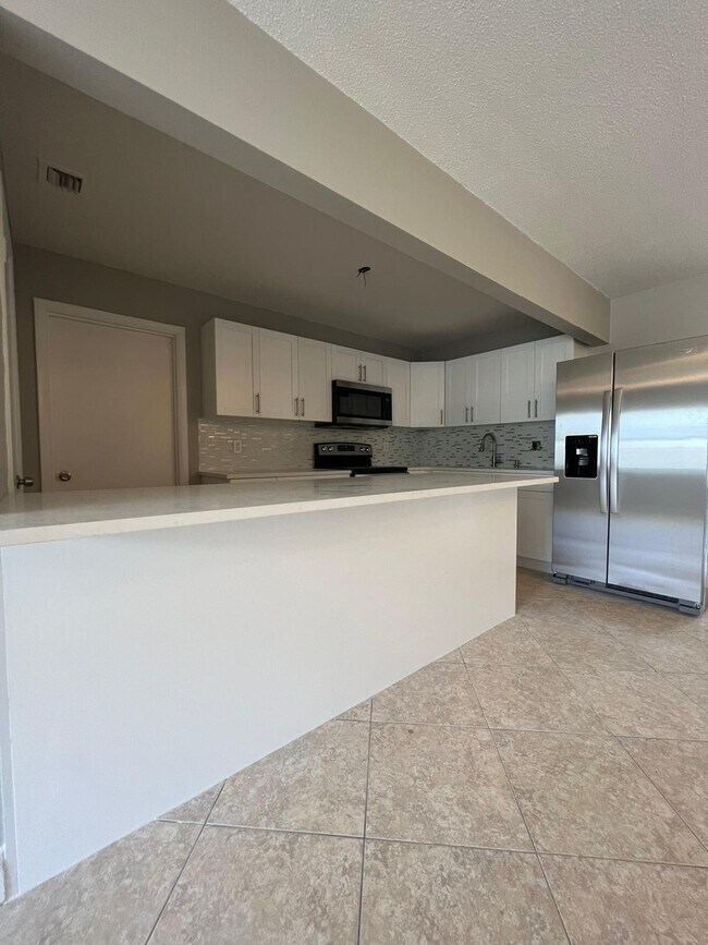 Foto del edificio - 3777 Gull Rd