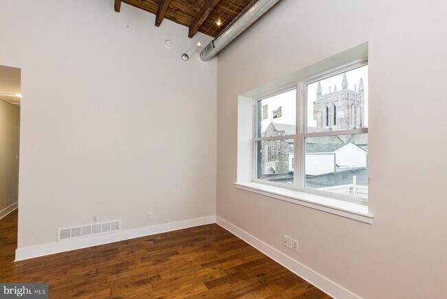 Foto del edificio - 1420 E Susquehanna Ave
