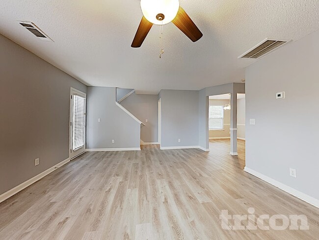 Foto del edificio - 5020 Serenity Point Ln