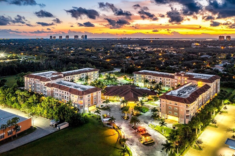 Foto principal - Diamond Oaks Village