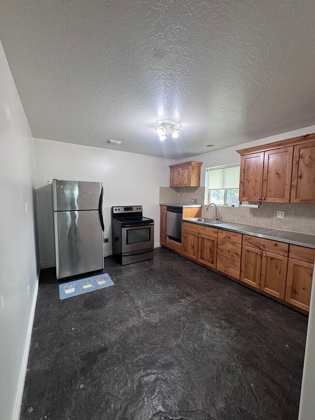 Building Photo - 357 S 2200 W