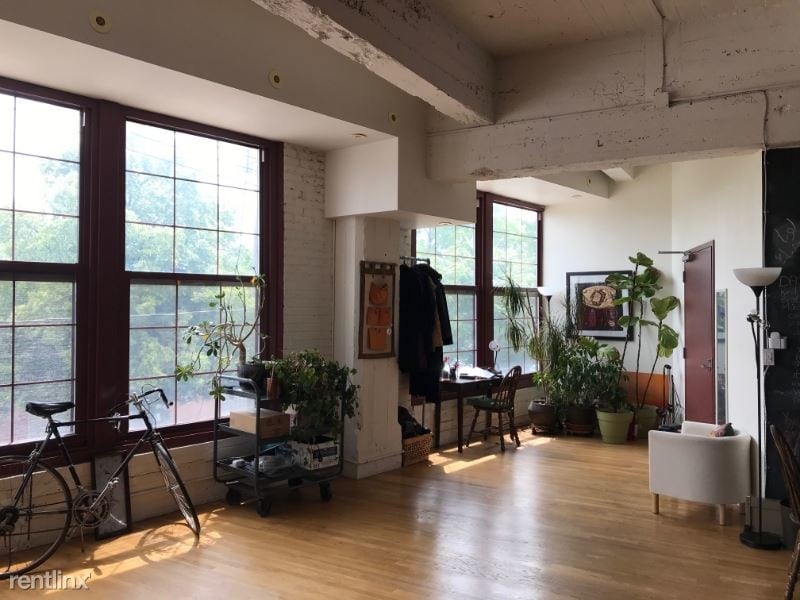 Foto principal - 3702 Payne Ave