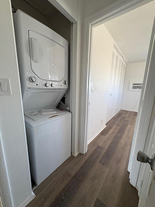 Foto del edificio - 1150 E Sample Rd