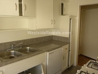 Primary Photo - 817 S St Andrews Pl