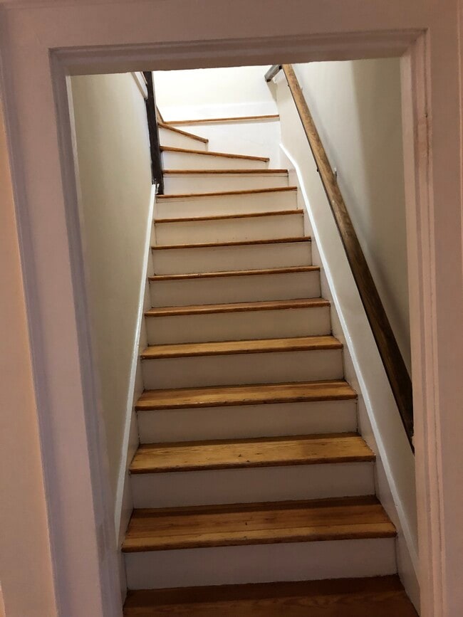 Foto del edificio - 245 E Hamilton Ave