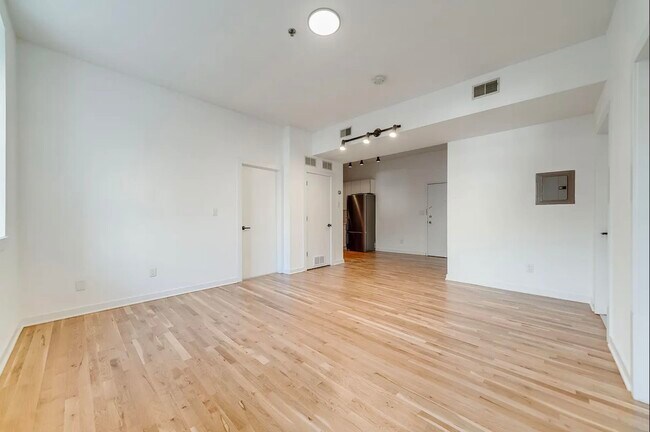 Foto del edificio - 716 Madison St