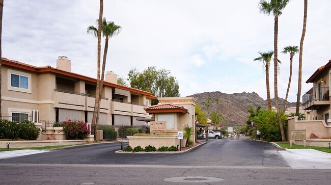 Building Photo - 10410 N Cave Creek Rd