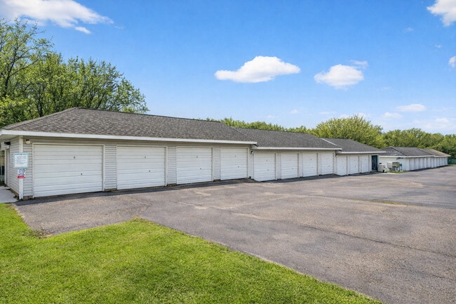 Building Photo - Valley View Estates