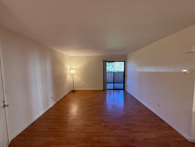 Building Photo - 2 Bedroom Apartment in Il Palio, Rancho Be...