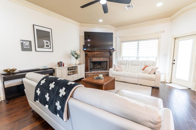 Foto del edificio - Beautiful 3 bed/2 bath home in Tiburon