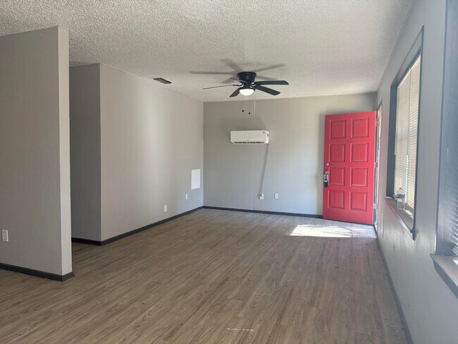 Foto del edificio - 1318 25th St