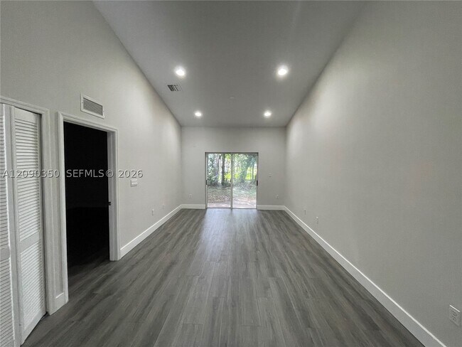 Foto del edificio - 1178 NE 32nd Ave