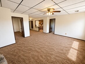 Building Photo - 501 N Main St
