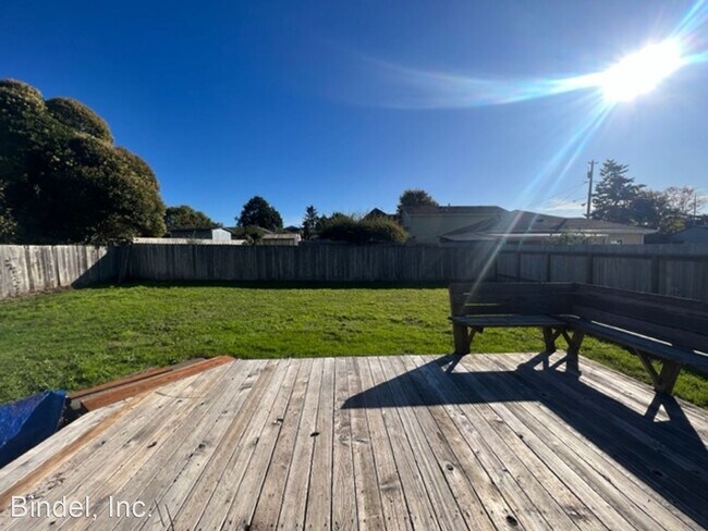 Foto del edificio - 2 br, 1 bath House - 460 Madison ST