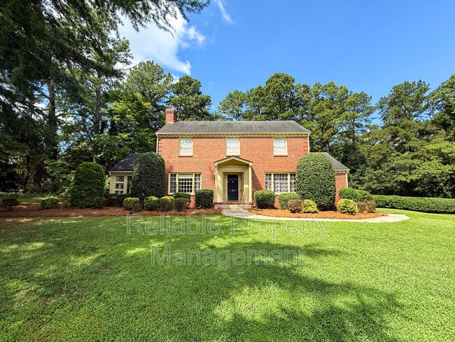 Building Photo - 106 Donald Ross Dr