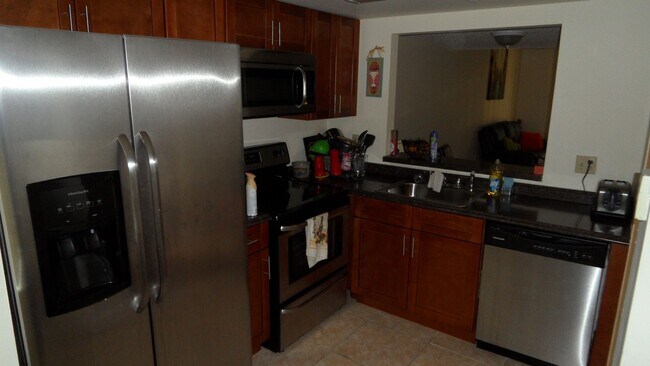 Foto del edificio - TH 2/2.5