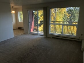 Building Photo - 4209 30th Ave SW