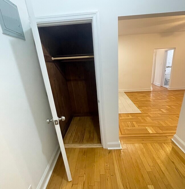 Foto del edificio - 4141 41st St