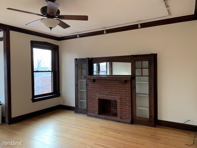 Building Photo - 1464 W Winnemac Ave