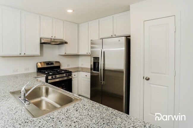 Building Photo - 6819 Chicken Ridge, San Antonio, TX 78252