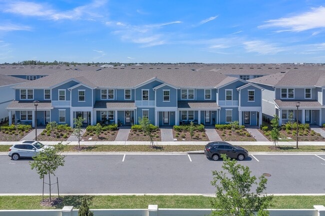 Foto del edificio - Luxurious Townhome in Lake Nona - A Perfec...