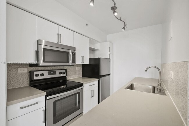 Foto del edificio - 1500 Bay Rd